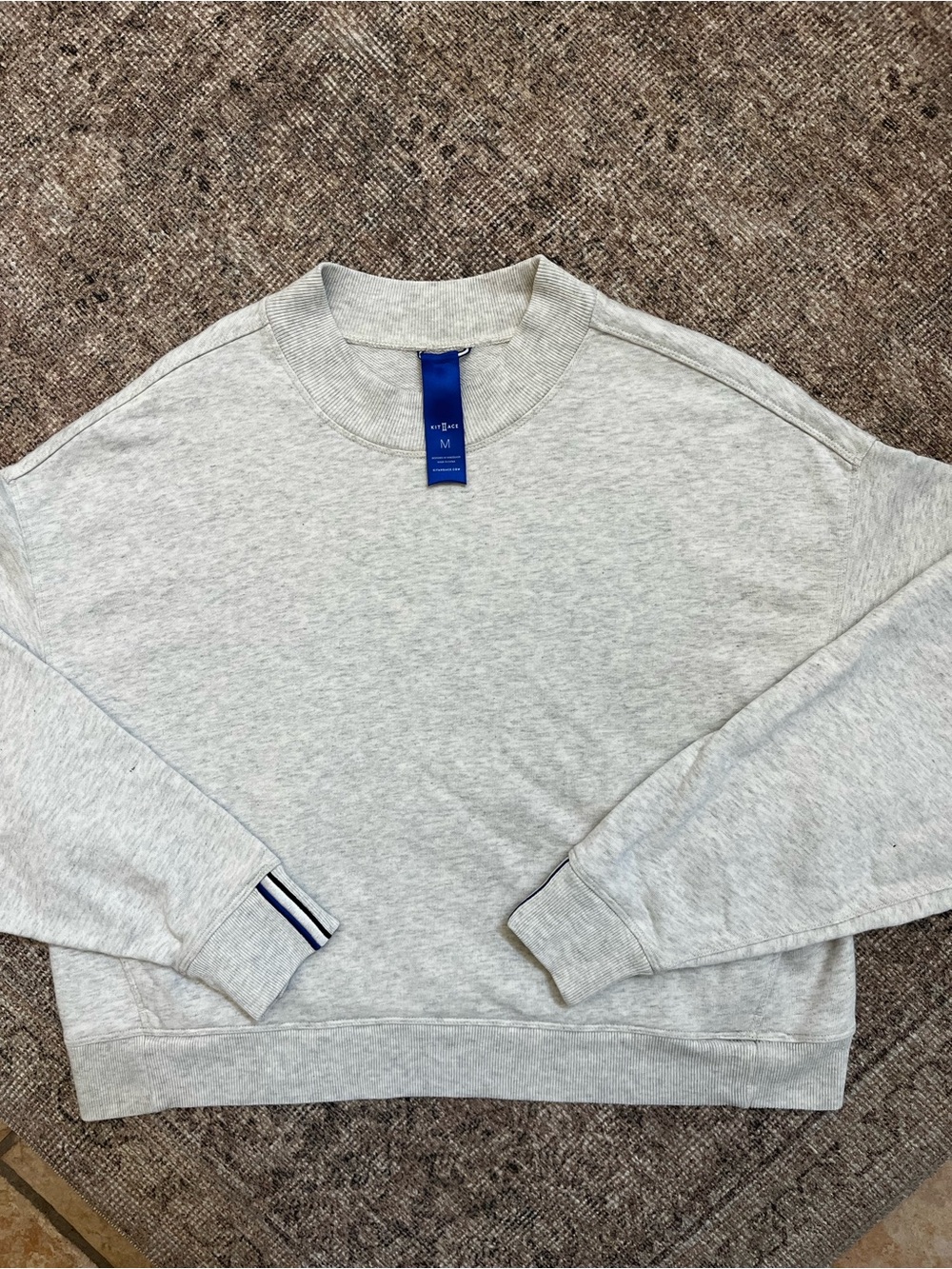 Kit and Ace Light Gray Mock neck Crewneck Sweatshirt M Cropped 100% cotton